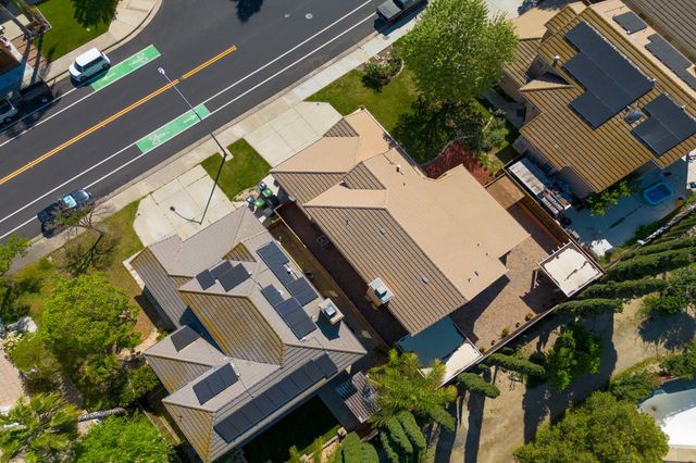 1703 Egret Dr, Tracy, CA 95376