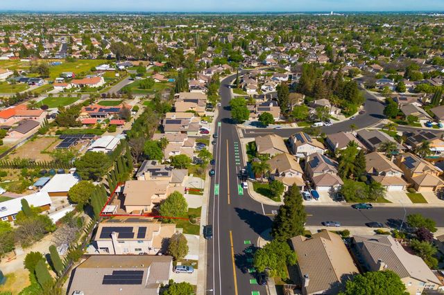 1703 Egret Dr, Tracy, CA 95376