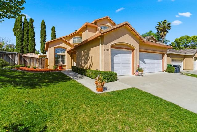 1703 Egret Dr, Tracy, CA 95376