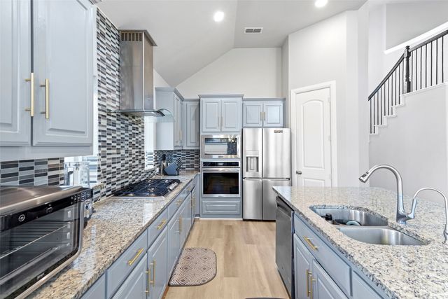 7243 Brisa Road, Grand Prairie, TX 75054