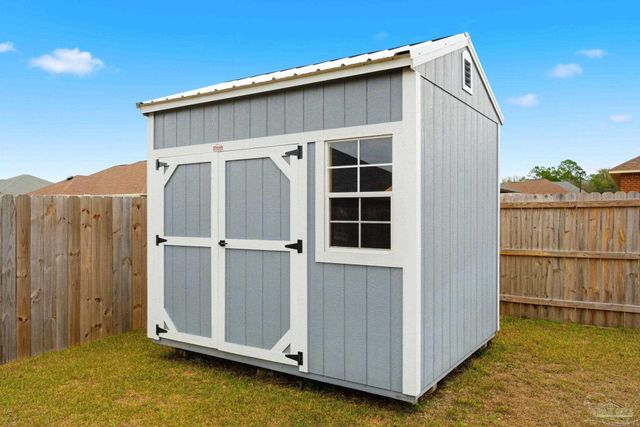 6499 Benelli Dr, Milton, FL 32570