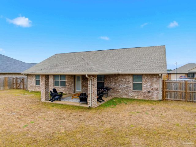 6499 Benelli Dr, Milton, FL 32570