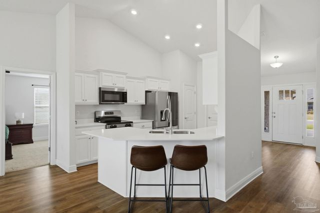 6499 Benelli Dr, Milton, FL 32570