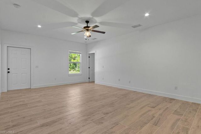 2008 Robert AVE, Alva, FL 33920