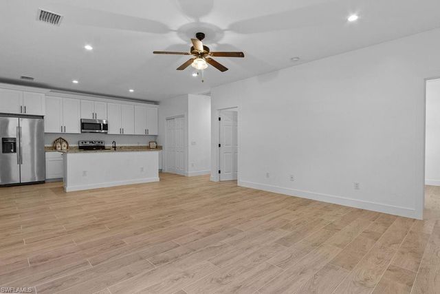 2008 Robert AVE, Alva, FL 33920