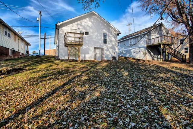 1012 Coulter St, Clarksville, TN 37040