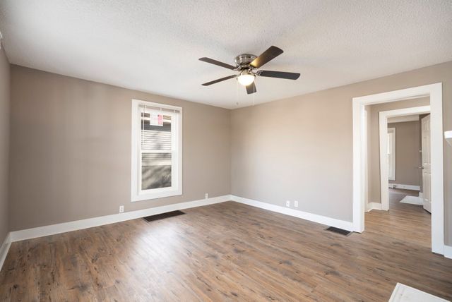 1012 Coulter St, Clarksville, TN 37040