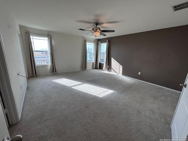 318 PLEASANTON CIR, San Antonio, TX 78221