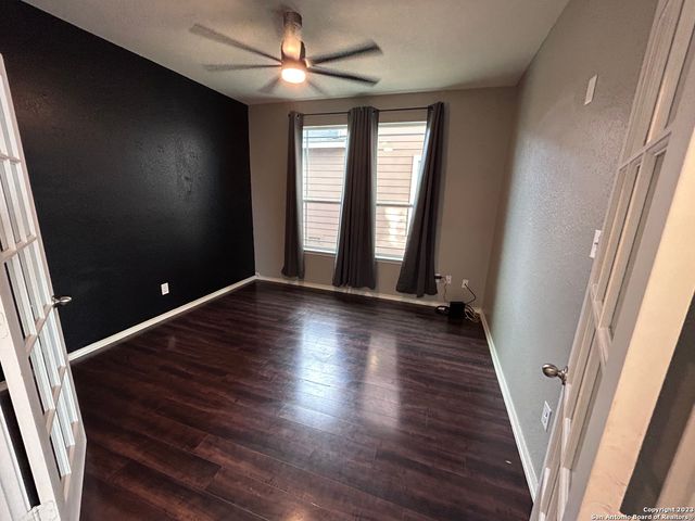 318 PLEASANTON CIR, San Antonio, TX 78221