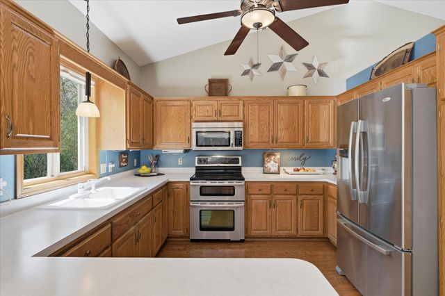 11526 Cottonwood Street NW, Coon Rapids, MN 55448