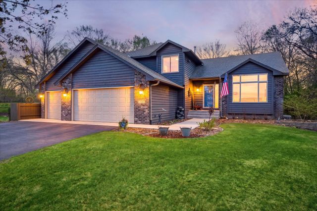 11526 Cottonwood Street NW, Coon Rapids, MN 55448