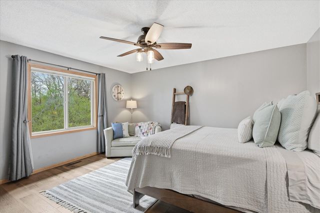 11526 Cottonwood Street NW, Coon Rapids, MN 55448