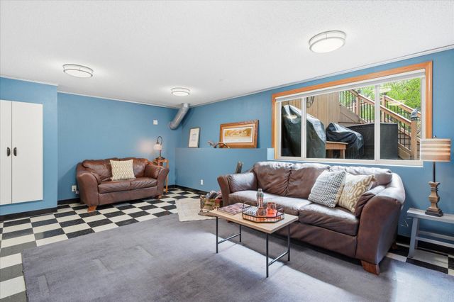11526 Cottonwood Street NW, Coon Rapids, MN 55448