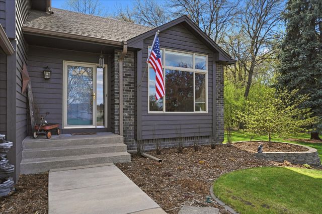 11526 Cottonwood Street NW, Coon Rapids, MN 55448