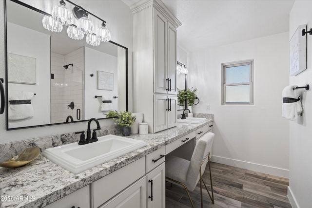 4301 E BETTY ELYSE Lane, Phoenix, AZ 85032