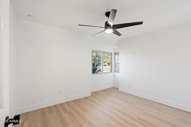 4301 E BETTY ELYSE Lane, Phoenix, AZ 85032