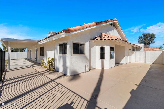 4301 E BETTY ELYSE Lane, Phoenix, AZ 85032