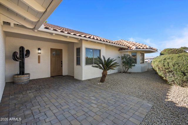 4301 E BETTY ELYSE Lane, Phoenix, AZ 85032