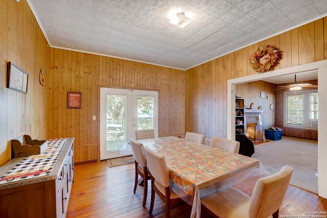 612 E Guadalupe, Runge, TX 78151