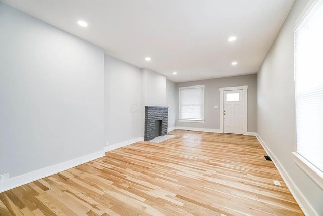 519-521 E Deshler Avenue, Columbus, OH 43206