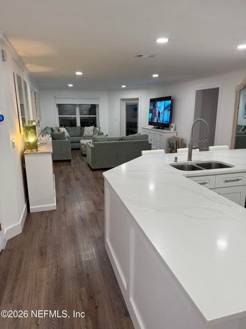 1412 1ST Street N 102, Jacksonville Beach, FL 32250