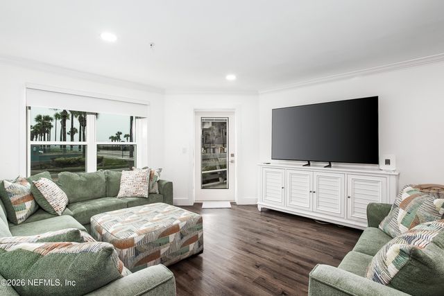 1412 1ST Street N 102, Jacksonville Beach, FL 32250