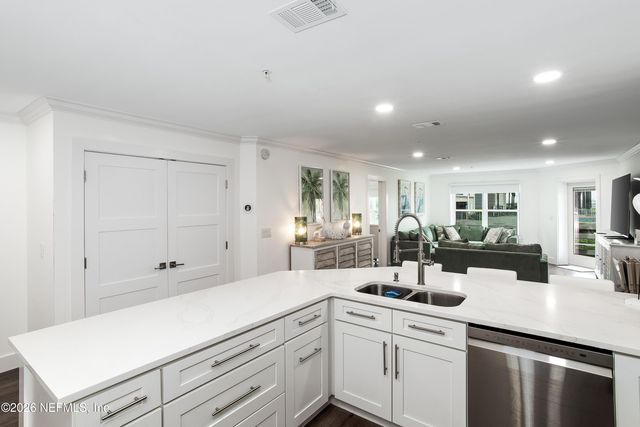 1412 1ST Street N 102, Jacksonville Beach, FL 32250