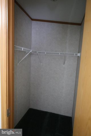 2437 LEBANON RD, Manheim, PA 17545