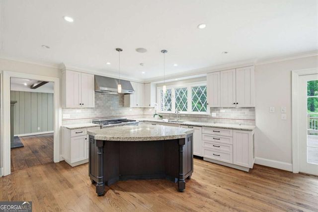 94 River Park Drive, Atlanta, GA 30328