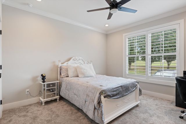 1030 Founders Ln, Portland, TN 37148