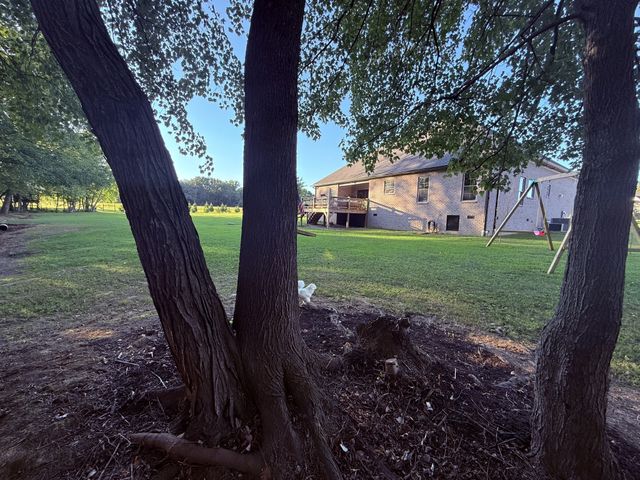1030 Founders Ln, Portland, TN 37148