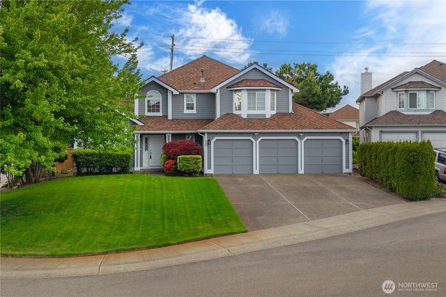 826 SW 347th Court, Federal Way, WA 98023