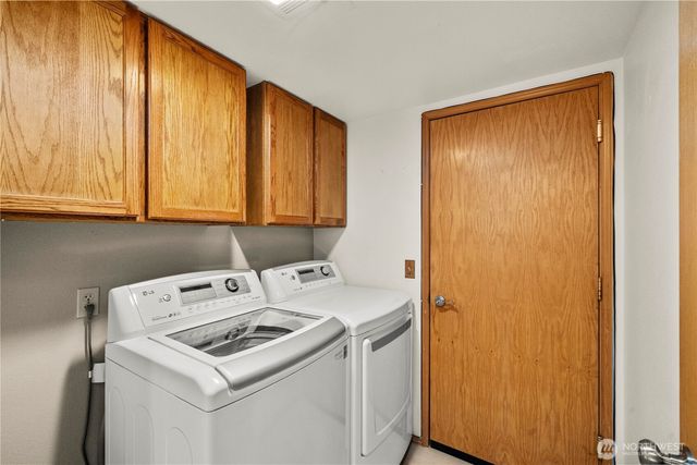 826 SW 347th Court, Federal Way, WA 98023