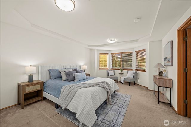 826 SW 347th Court, Federal Way, WA 98023