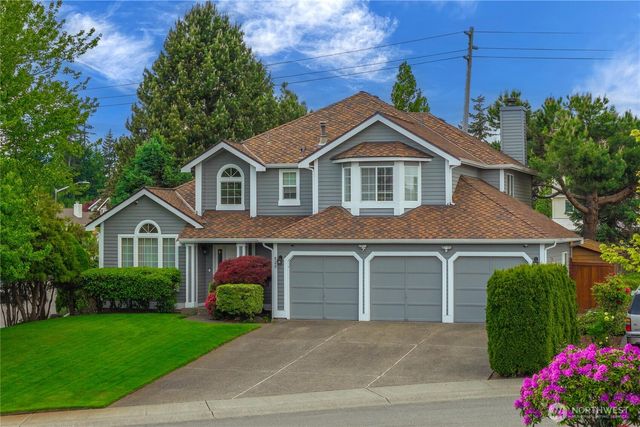 826 SW 347th Court, Federal Way, WA 98023