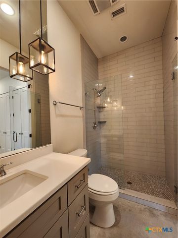 1158 Hauptstrasse, New Braunfels, TX 78130