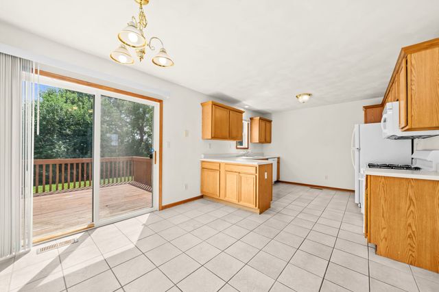 5480 Bastian Boulevard, South Beloit, IL 61080
