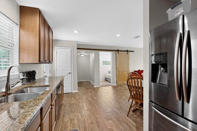 2895 Honey Bee Lane, Wills Point, TX 75169