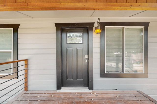 2895 Honey Bee Lane, Wills Point, TX 75169