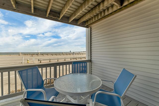 421 Ocean Blvd Unit 1N, Hampton, NH 03842