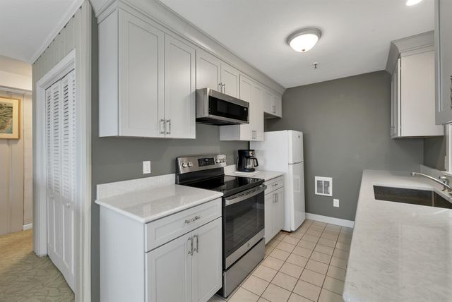 421 Ocean Blvd Unit 1N, Hampton, NH 03842