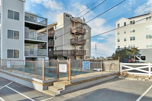 421 Ocean Blvd Unit 1N, Hampton, NH 03842