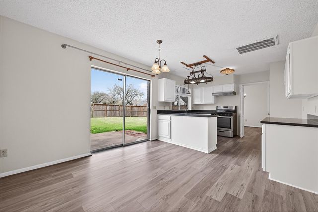 3102 Lakefield Way, Sugar Land, TX 77479