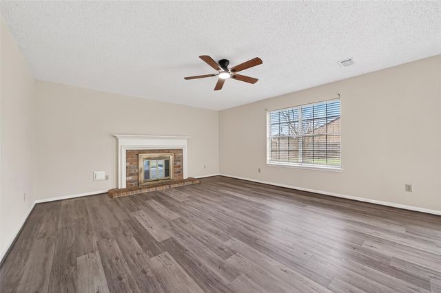 3102 Lakefield Way, Sugar Land, TX 77479