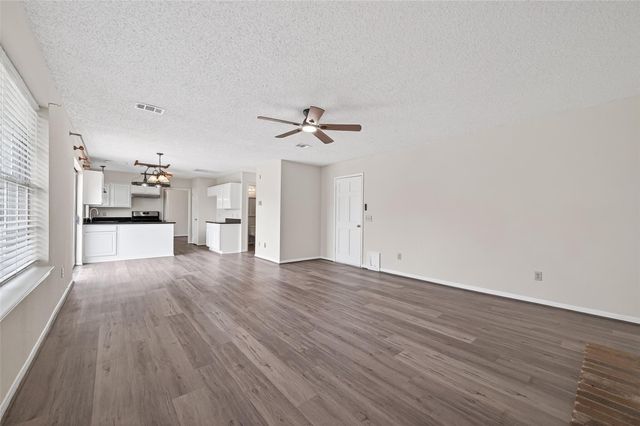 3102 Lakefield Way, Sugar Land, TX 77479