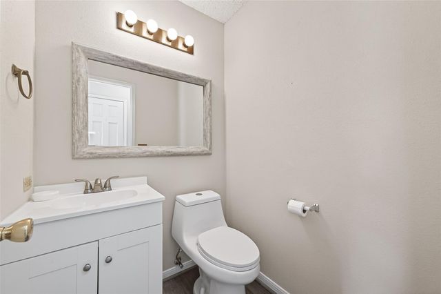 3102 Lakefield Way, Sugar Land, TX 77479