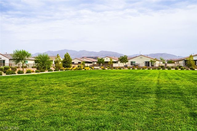 6830 Laguna Blanca Street, North Las Vegas, NV 89086