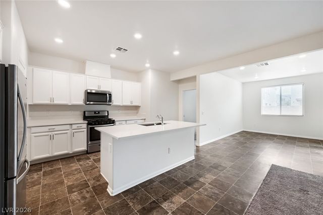 6830 Laguna Blanca Street, North Las Vegas, NV 89086
