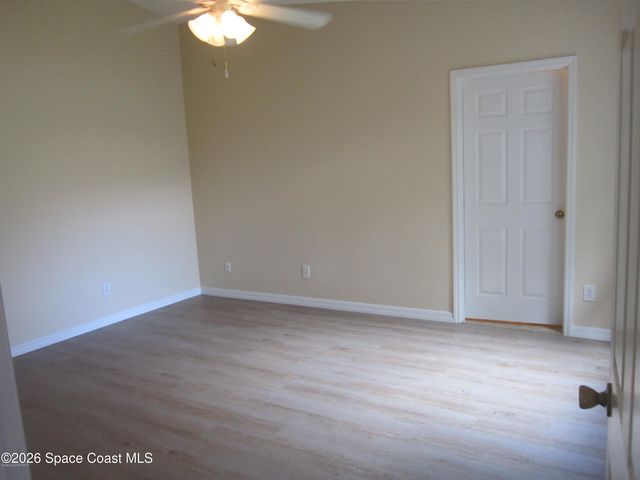 660 Wickham Lakes Drive, Melbourne, FL 32940