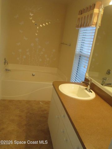 660 Wickham Lakes Drive, Melbourne, FL 32940